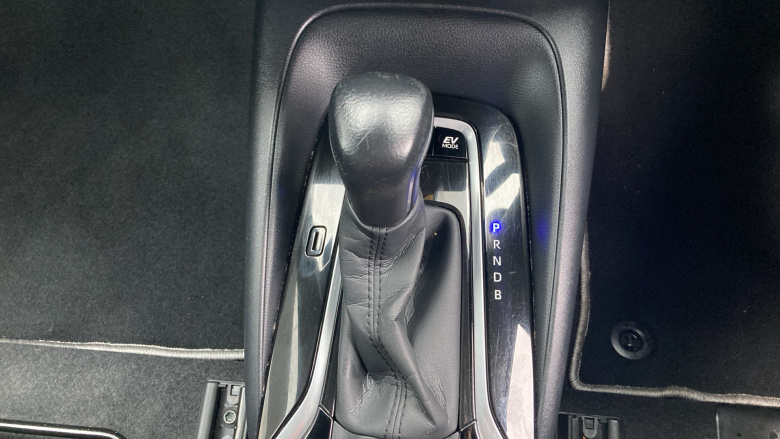 Toyota Corolla 1.8 VVT-i Hybrid Icon Tech 5dr CVT Hybrid Hatchback